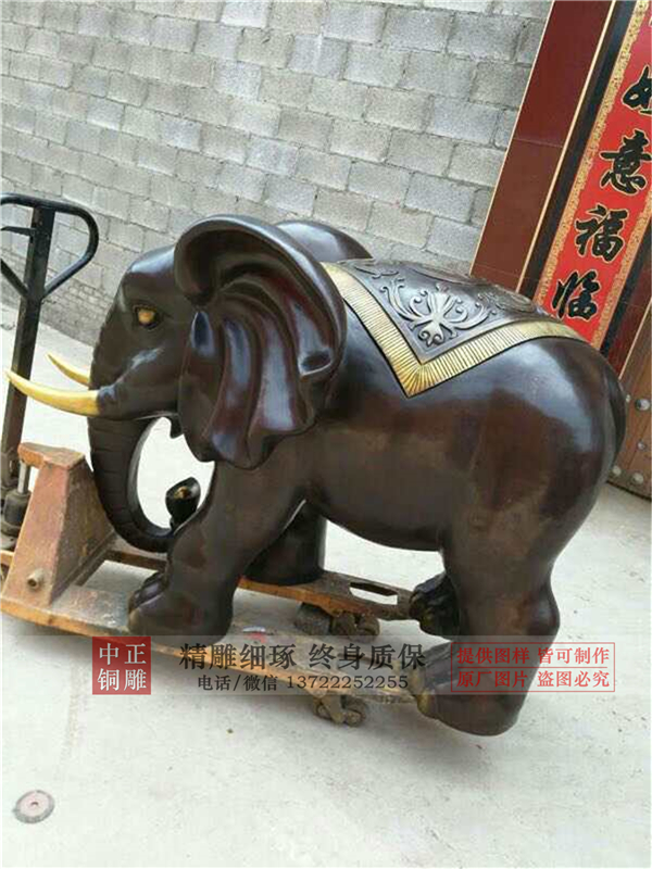 銅大象.jpg 銅大象.jpg