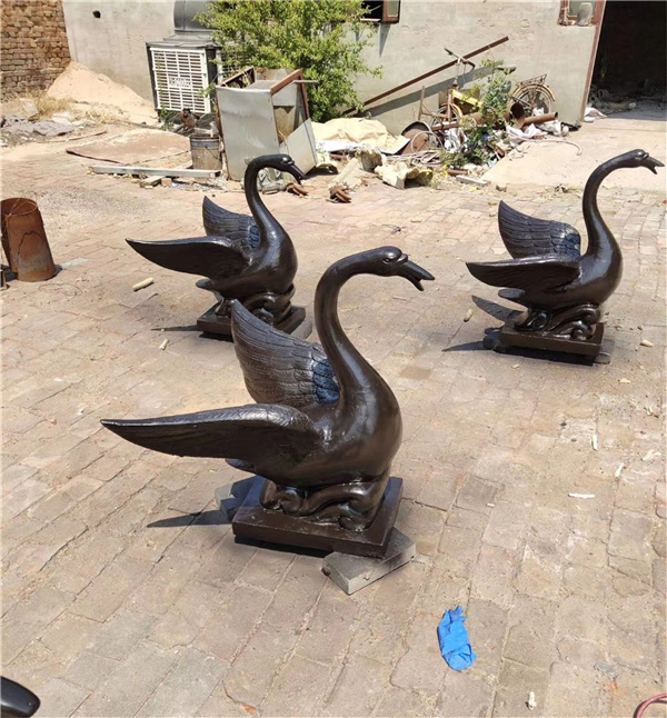 天鵝水景雕塑.jpg 天鵝水景雕塑.jpg