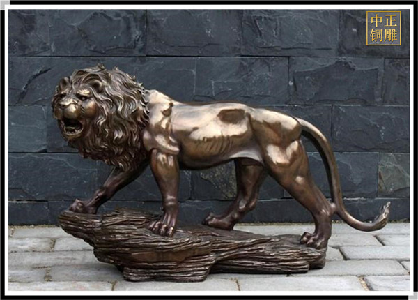 獅子雕塑.jpg 獅子雕塑.jpg