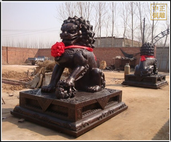 銅獅子雕塑05.jpg 銅獅子雕塑05.jpg