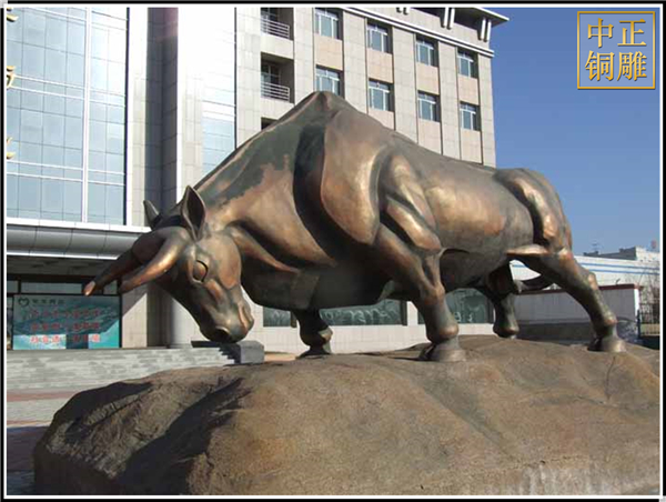 銅牛雕塑供應商