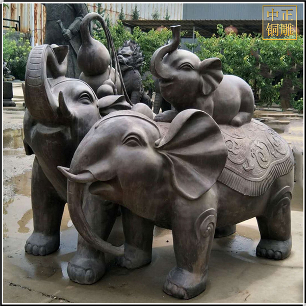 一對大型銅大象