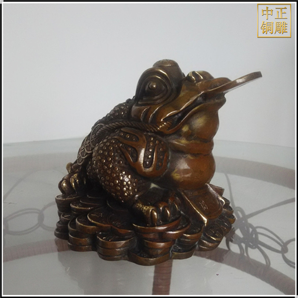 銅金蟾鑄造.jpg 銅金蟾鑄造.jpg