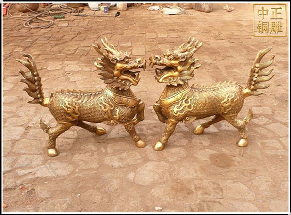 定做銅麒麟雕塑.jpg 定做銅麒麟雕塑.jpg