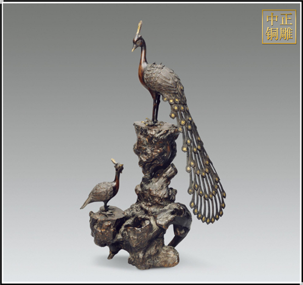 銅孔雀擺件.jpg 銅孔雀擺件.jpg