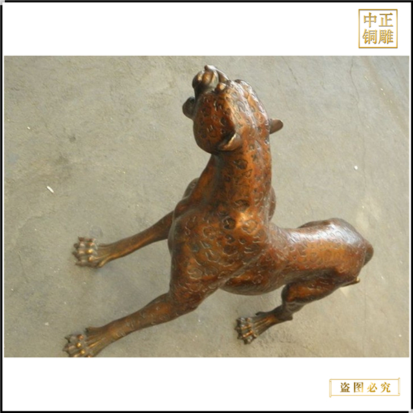 純銅仿古金錢豹雕塑價(jià)格