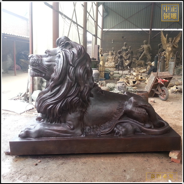 大型商場(chǎng)門(mén)口銅獅子現(xiàn)貨.jpg 大型商場(chǎng)門(mén)口銅獅子現(xiàn)貨.jpg