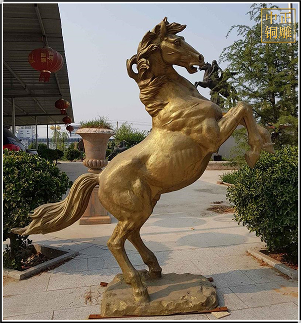 銅馬雕塑 (2).jpg 銅馬雕塑 (2).jpg