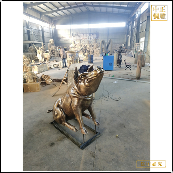小型銅豬雕塑價(jià)格.jpg 小型銅豬雕塑價(jià)格.jpg