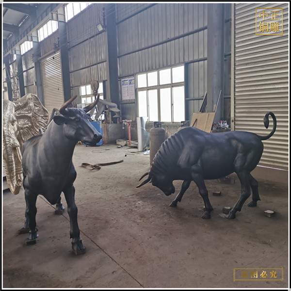 訂購(gòu)大號(hào)仿真銅牛雕塑