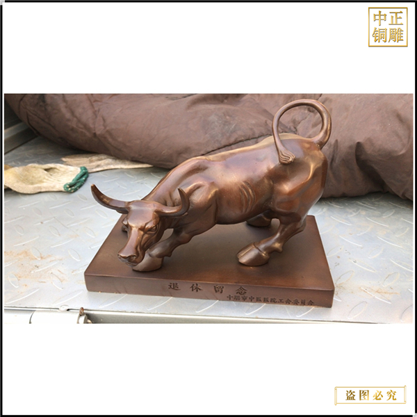 華爾街銅牛雕塑擺件.jpg 華爾街銅牛雕塑擺件.jpg