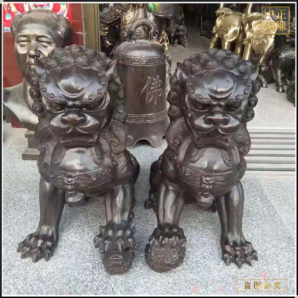 銅獅子雕塑現(xiàn)貨銷售