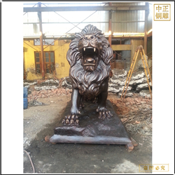 銀行門(mén)口西方銅獅子