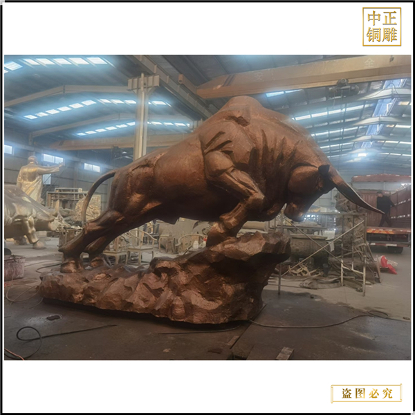 廣場公園商業(yè)街銅牛擺件鑄造.jpg 廣場公園商業(yè)街銅牛擺件鑄造.jpg