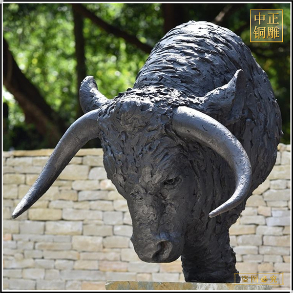 室內(nèi)黃銅牛雕塑.jpg 室內(nèi)黃銅牛雕塑.jpg