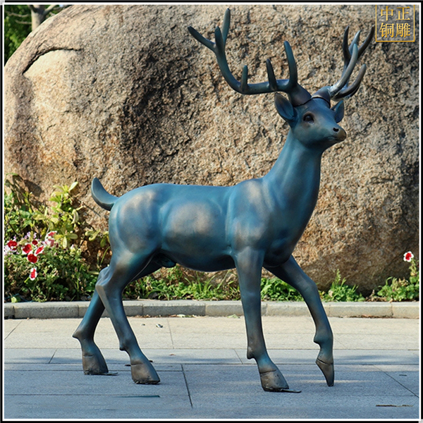 做舊銅鹿雕塑.jpg 做舊銅鹿雕塑.jpg
