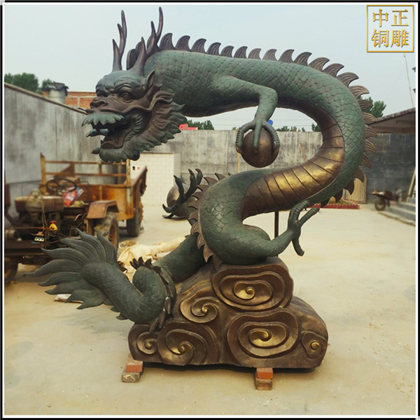 做舊鑄銅龍景觀雕塑.jpg 做舊鑄銅龍景觀雕塑.jpg