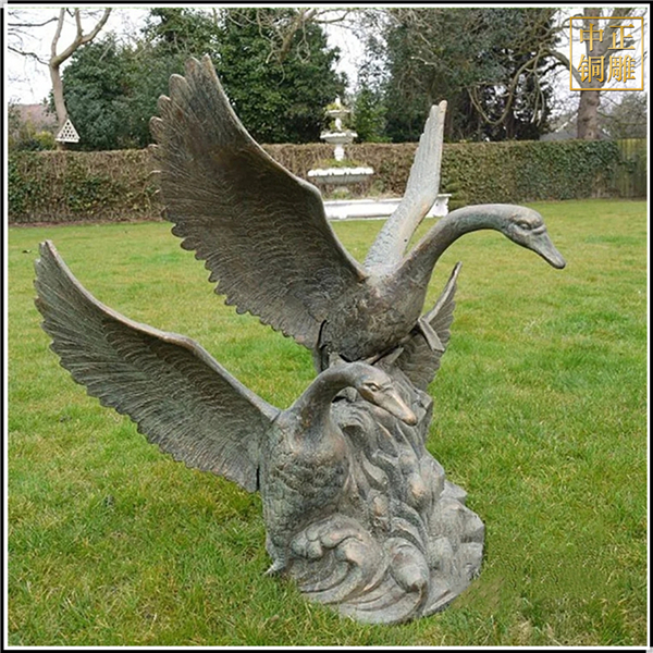 園林銅天鵝雕塑擺件.jpg 園林銅天鵝雕塑擺件.jpg