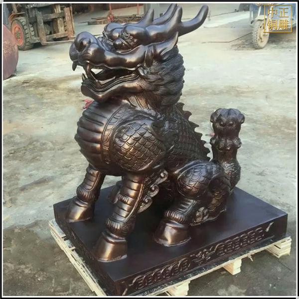 室外景觀銅麒麟雕塑.jpg 室外景觀銅麒麟雕塑.jpg