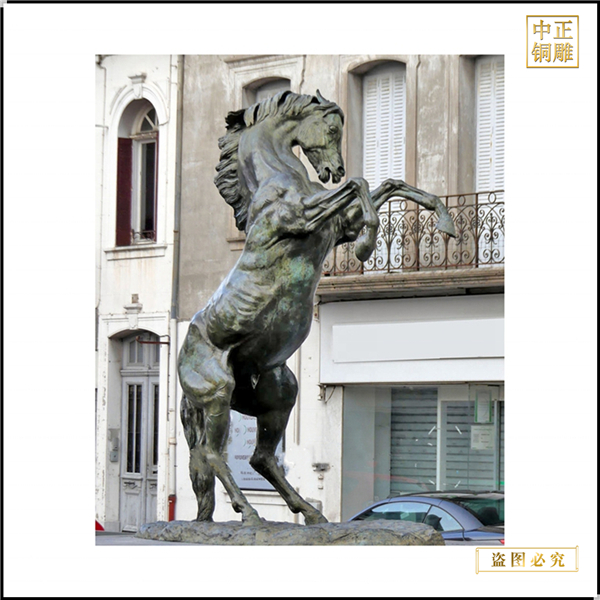 廣場(chǎng)銅馬雕塑鑄造.jpg 廣場(chǎng)銅馬雕塑鑄造.jpg